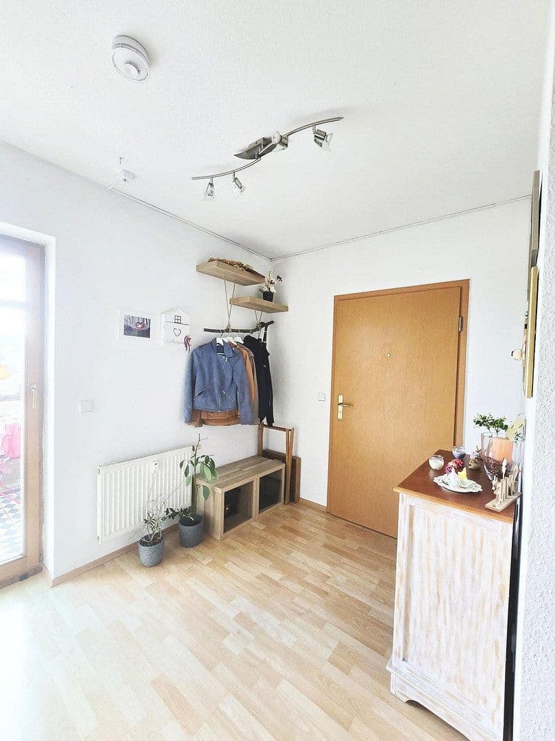 2 bedroom flat to rent, 75 m², Waldenburger Straße 14, Glauchau, Saxony 2 bedroom flat to rent, 75 m², Waldenburger Straße 14, Glauchau, Saxony