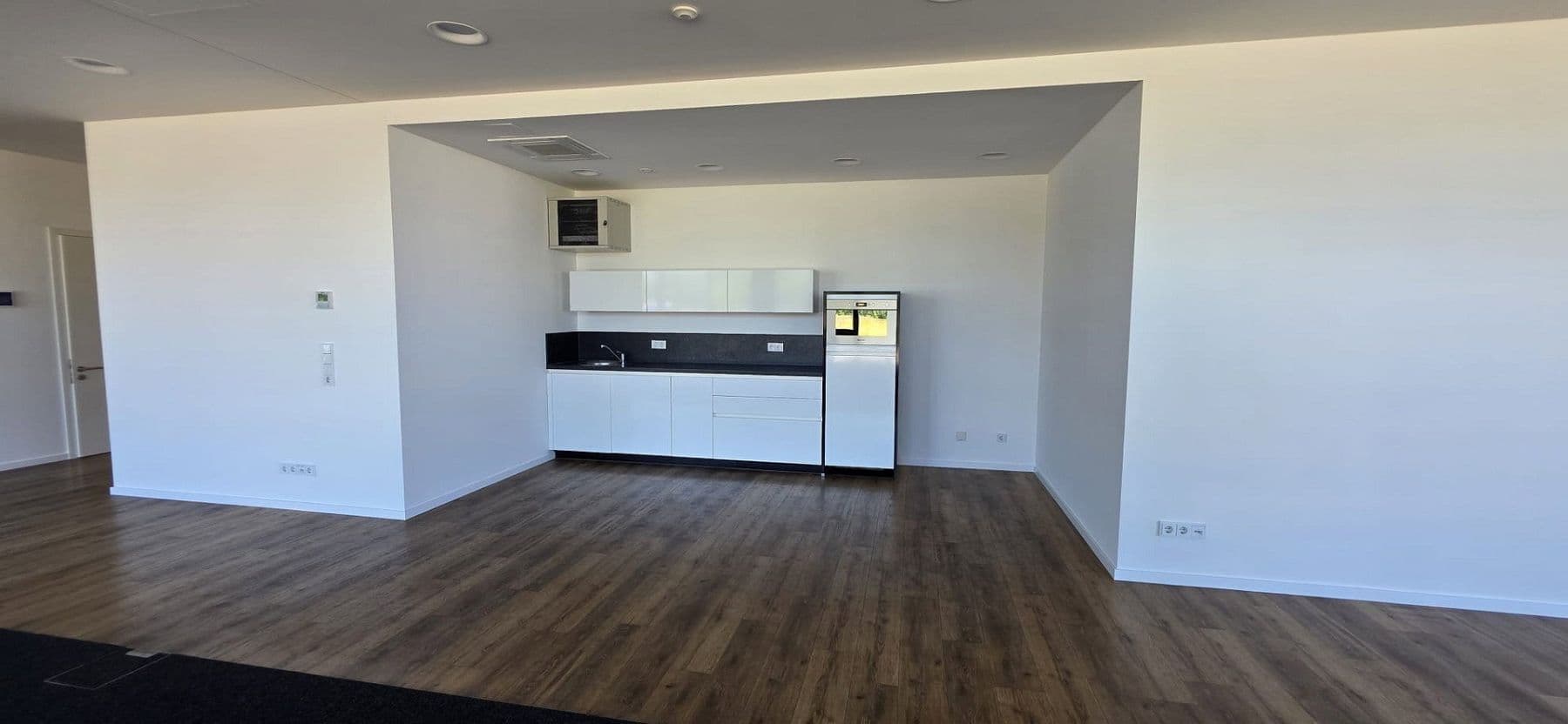 office to rent, 206 m², Wilhelm-Leonhard-Straße 16, Kehl, Baden-Württemberg office to rent, 206 m², Wilhelm-Leonhard-Straße 16, Kehl, Baden-Württemberg