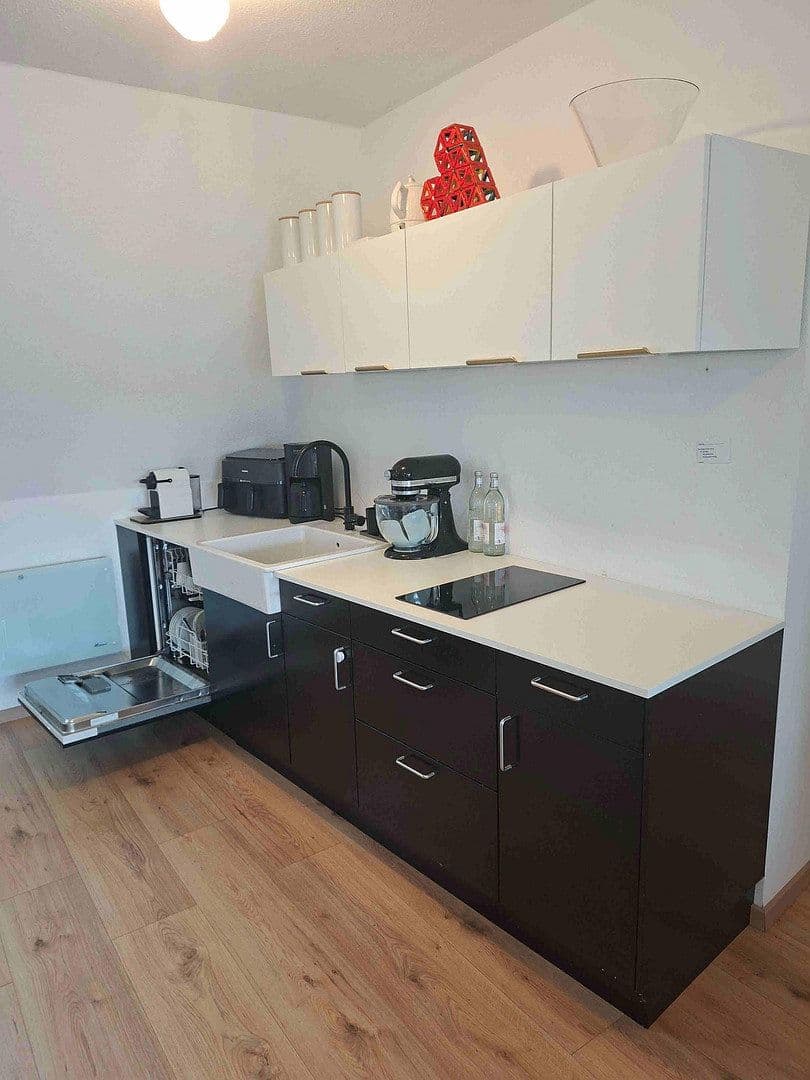 3 bedroom with open-plan kitchen flat to rent, 170 m², Ochsenfurt, Bavaria 3 bedroom with open-plan kitchen flat to rent, 170 m², Ochsenfurt, Bavaria