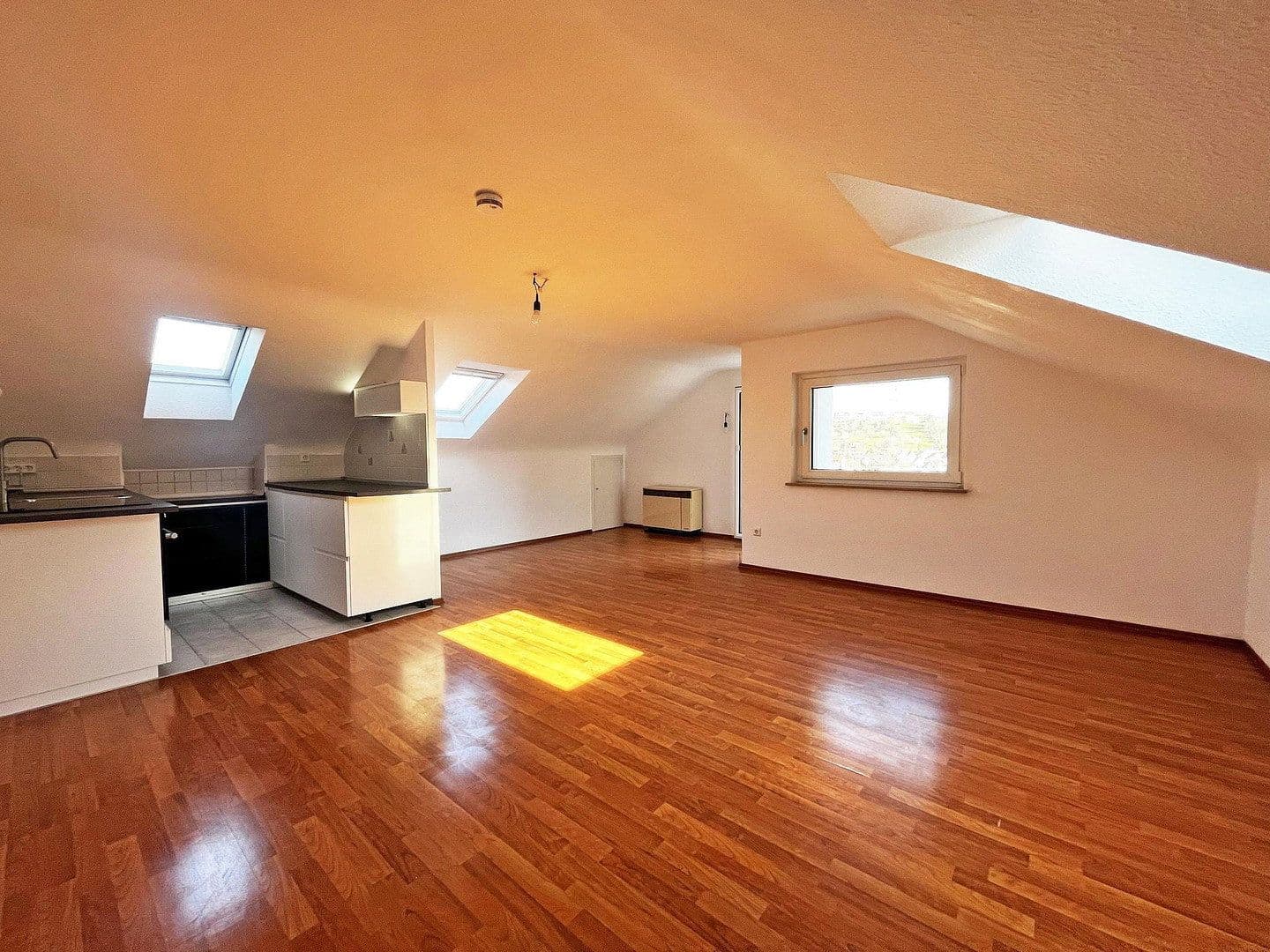 Studio flat to rent, 37 m², Ostfildern, Baden-Württemberg Studio flat to rent, 37 m², Ostfildern, Baden-Württemberg