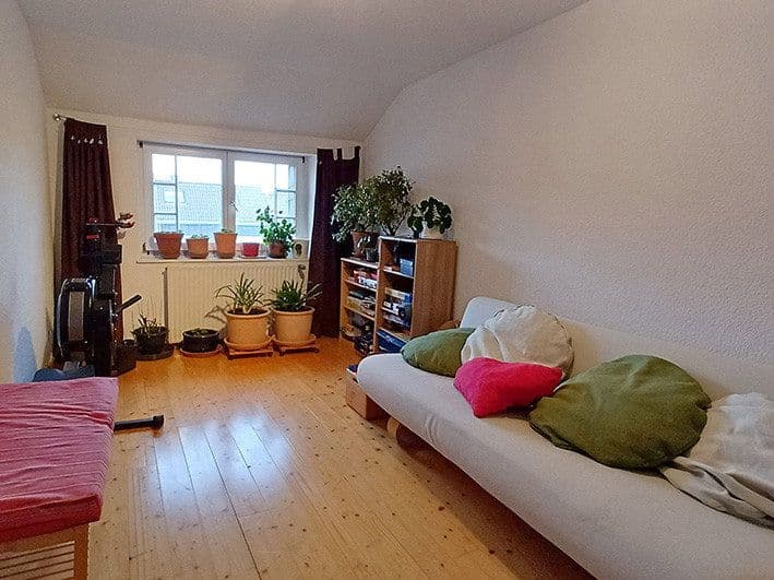 3 bedroom with open-plan kitchen flat for sale, 145 m², Essen, North Rhine-Westphalia 3 bedroom with open-plan kitchen flat for sale, 145 m², Essen, North Rhine-Westphalia