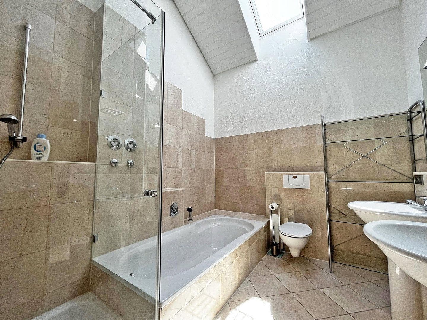 2 bedroom with open-plan kitchen flat to rent, 89 m², Lauffen am Neckar, Baden-Württemberg 2 bedroom with open-plan kitchen flat to rent, 89 m², Lauffen am Neckar, Baden-Württemberg