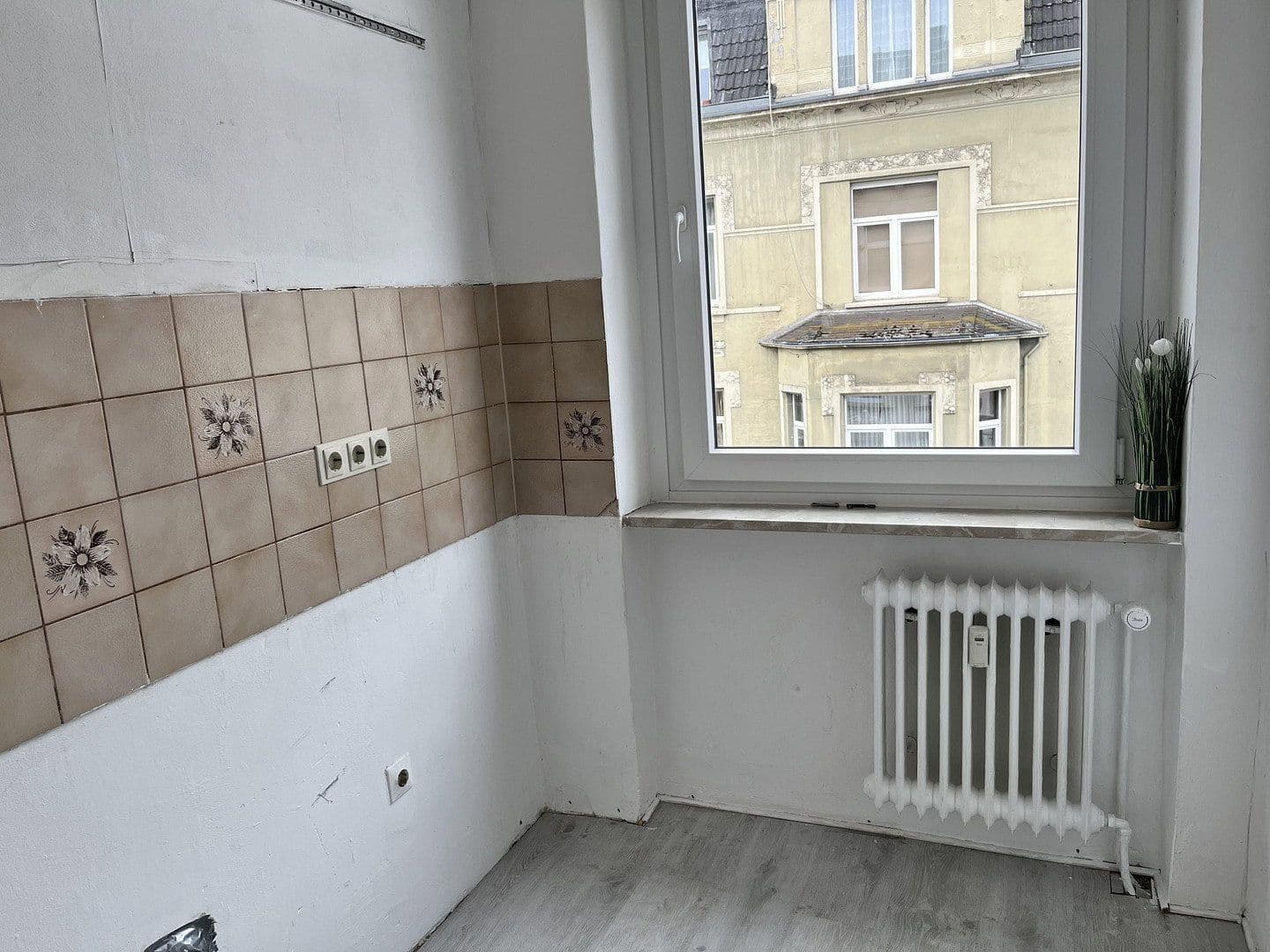 3 bedroom flat to rent, 65 m², Schwarzbach 80, Wuppertal, North Rhine-Westphalia 3 bedroom flat to rent, 65 m², Schwarzbach 80, Wuppertal, North Rhine-Westphalia