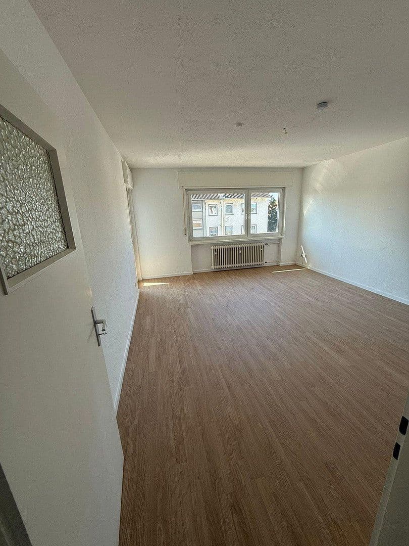 4 bedroom flat to rent, 99 m², Eggenstein-Leopoldshafen, Baden-Württemberg 4 bedroom flat to rent, 99 m², Eggenstein-Leopoldshafen, Baden-Württemberg