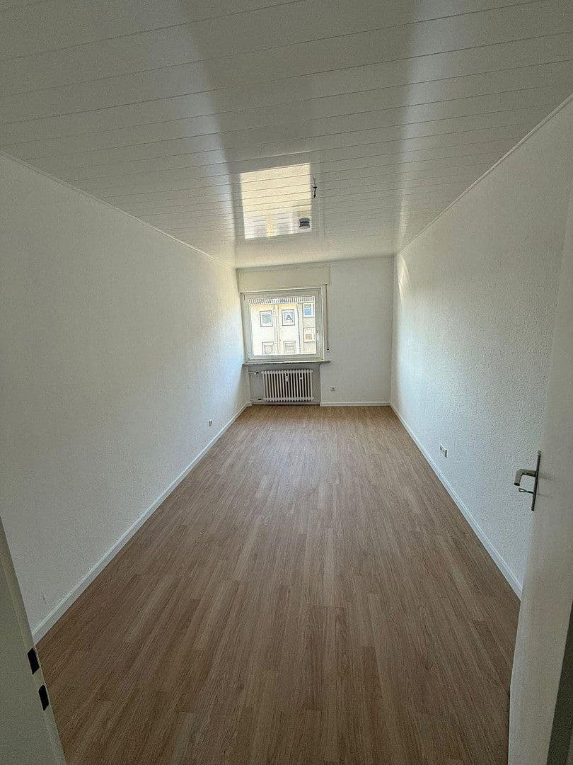 4 bedroom flat to rent, 99 m², Eggenstein-Leopoldshafen, Baden-Württemberg 4 bedroom flat to rent, 99 m², Eggenstein-Leopoldshafen, Baden-Württemberg