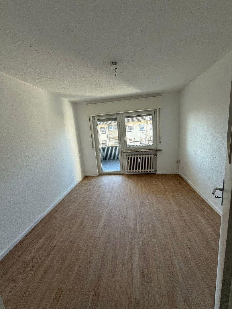 4 bedroom flat to rent, 99 m², Eggenstein-Leopoldshafen, Baden-Württemberg 4 bedroom flat to rent, 99 m², Eggenstein-Leopoldshafen, Baden-Württemberg