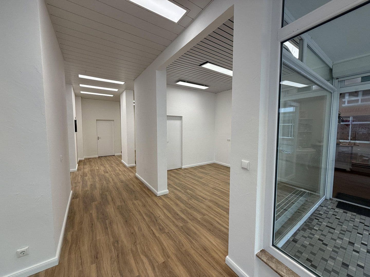 non-residential property to rent, 126 m², Bahnhofstr. 2, Bad Schwartau, Schleswig-Holstein non-residential property to rent, 126 m², Bahnhofstr. 2, Bad Schwartau, Schleswig-Holstein