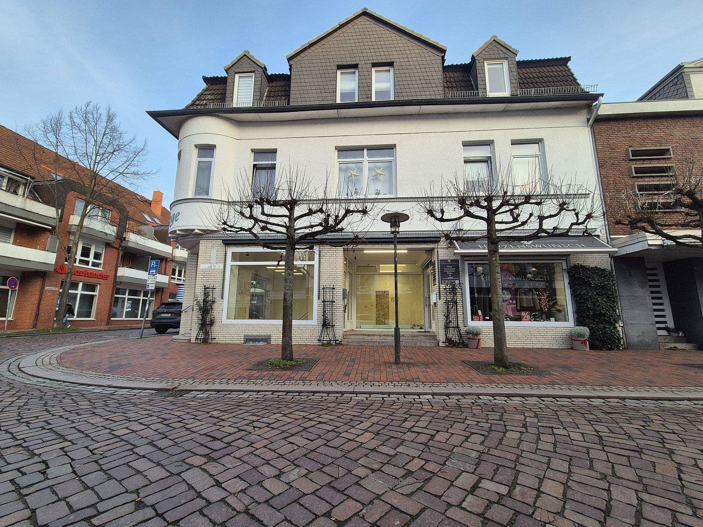 non-residential property to rent, 126 m², Bahnhofstr. 2, Bad Schwartau, Schleswig-Holstein non-residential property to rent, 126 m², Bahnhofstr. 2, Bad Schwartau, Schleswig-Holstein