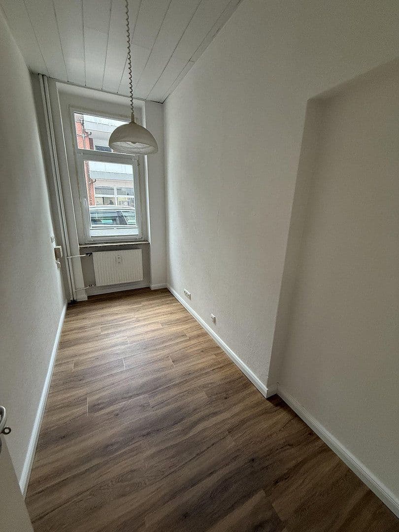 non-residential property to rent, 126 m², Bahnhofstr. 2, Bad Schwartau, Schleswig-Holstein non-residential property to rent, 126 m², Bahnhofstr. 2, Bad Schwartau, Schleswig-Holstein