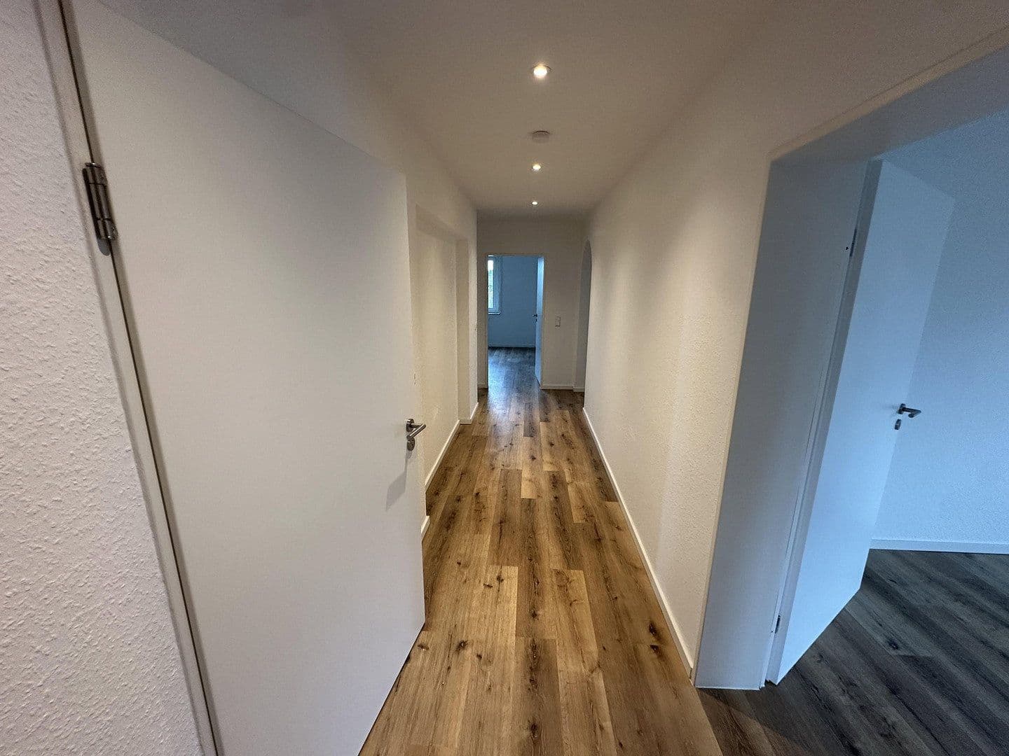 3 bedroom with open-plan kitchen flat to rent, 107 m², Wunstorf, Lower Saxony 3 bedroom with open-plan kitchen flat to rent, 107 m², Wunstorf, Lower Saxony