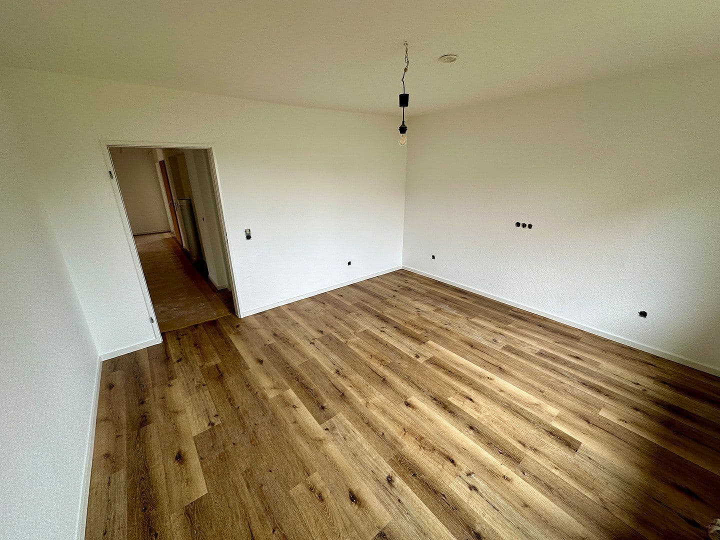 3 bedroom with open-plan kitchen flat to rent, 107 m², Wunstorf, Lower Saxony 3 bedroom with open-plan kitchen flat to rent, 107 m², Wunstorf, Lower Saxony