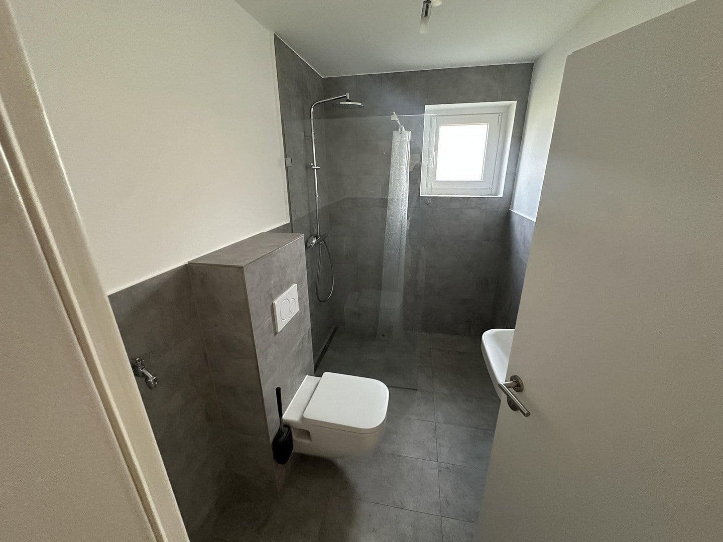 3 bedroom with open-plan kitchen flat to rent, 107 m², Wunstorf, Lower Saxony 3 bedroom with open-plan kitchen flat to rent, 107 m², Wunstorf, Lower Saxony