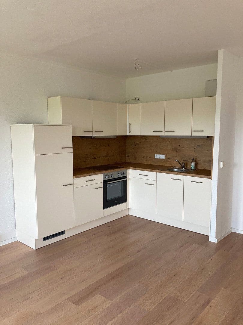 3 bedroom flat to rent, 71 m², Kurt Schneider Str. 22, Chemnitz, Saxony 3 bedroom flat to rent, 71 m², Kurt Schneider Str. 22, Chemnitz, Saxony