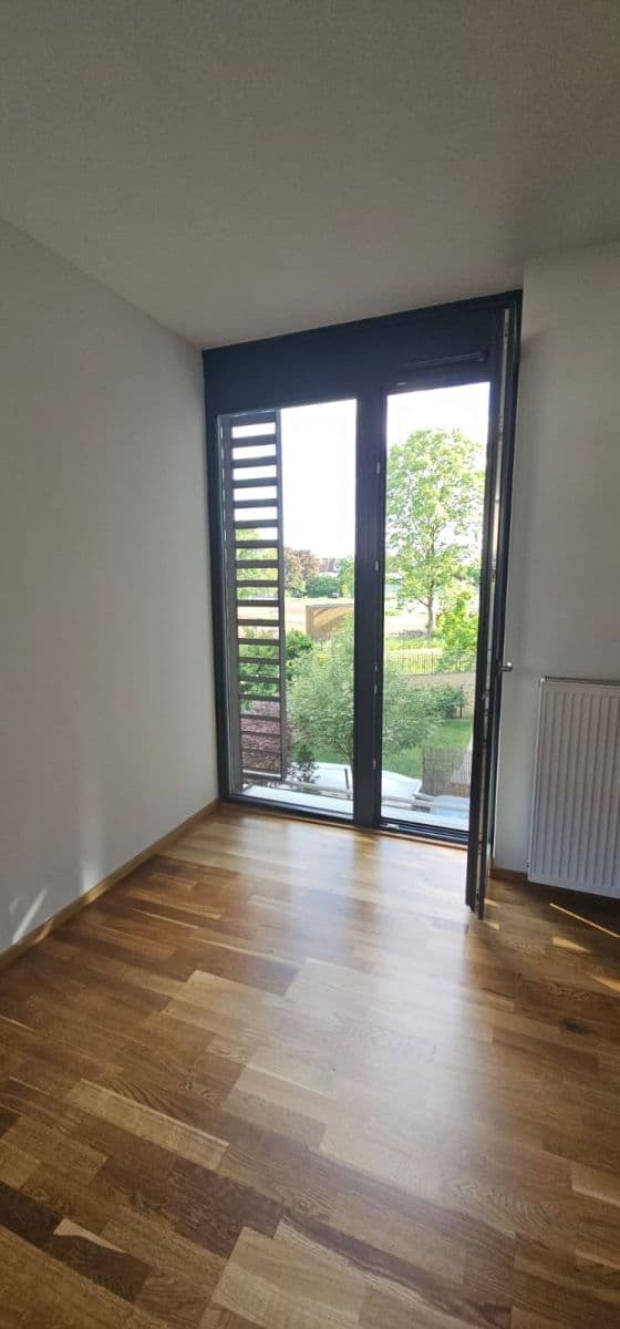 1 bedroom with open-plan kitchen flat to rent, 63 m², Žitenická, Prague, Prague 1 bedroom with open-plan kitchen flat to rent, 63 m², Žitenická, Prague, Prague