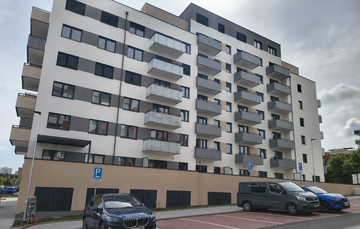 2 bedroom with open-plan kitchen flat to rent, 73 m², Fabiánové, Prague, Prague 2 bedroom with open-plan kitchen flat to rent, 73 m², Fabiánové, Prague, Prague