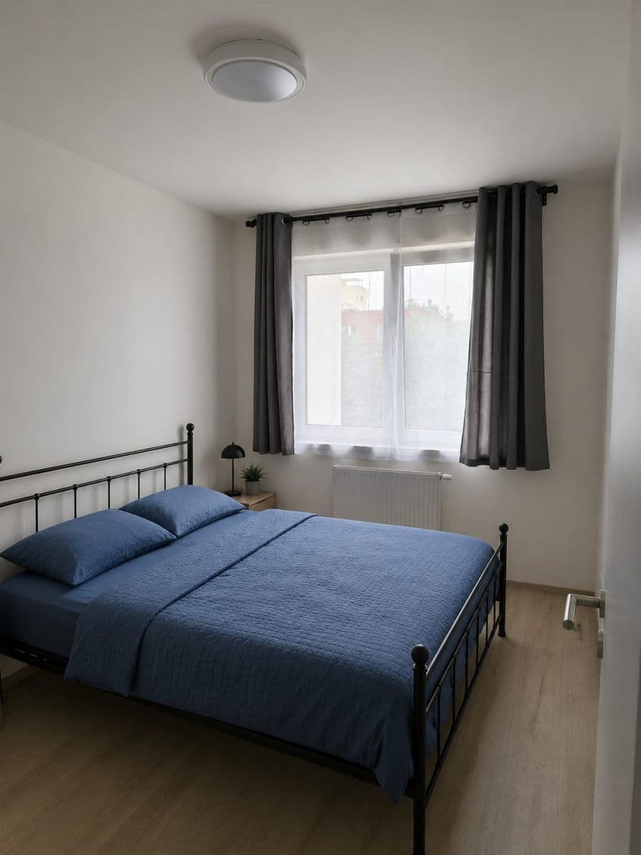 2 bedroom with open-plan kitchen flat to rent, 73 m², Fabiánové, Prague, Prague 2 bedroom with open-plan kitchen flat to rent, 73 m², Fabiánové, Prague, Prague