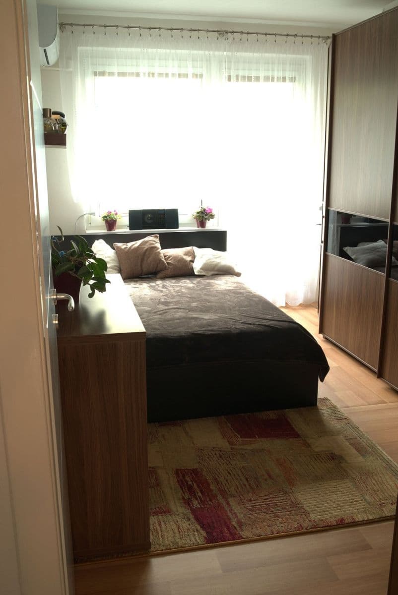 4 bedroom flat to rent, 82 m², Polabská, Prague, Prague 4 bedroom flat to rent, 82 m², Polabská, Prague, Prague