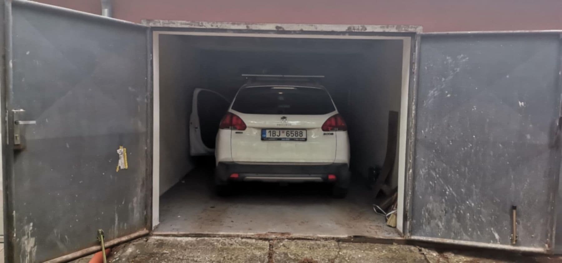 garage for sale, 23 m², J. A. Komenského, Zbýšov, Jihomoravský Region garage for sale, 23 m², J. A. Komenského, Zbýšov, Jihomoravský Region