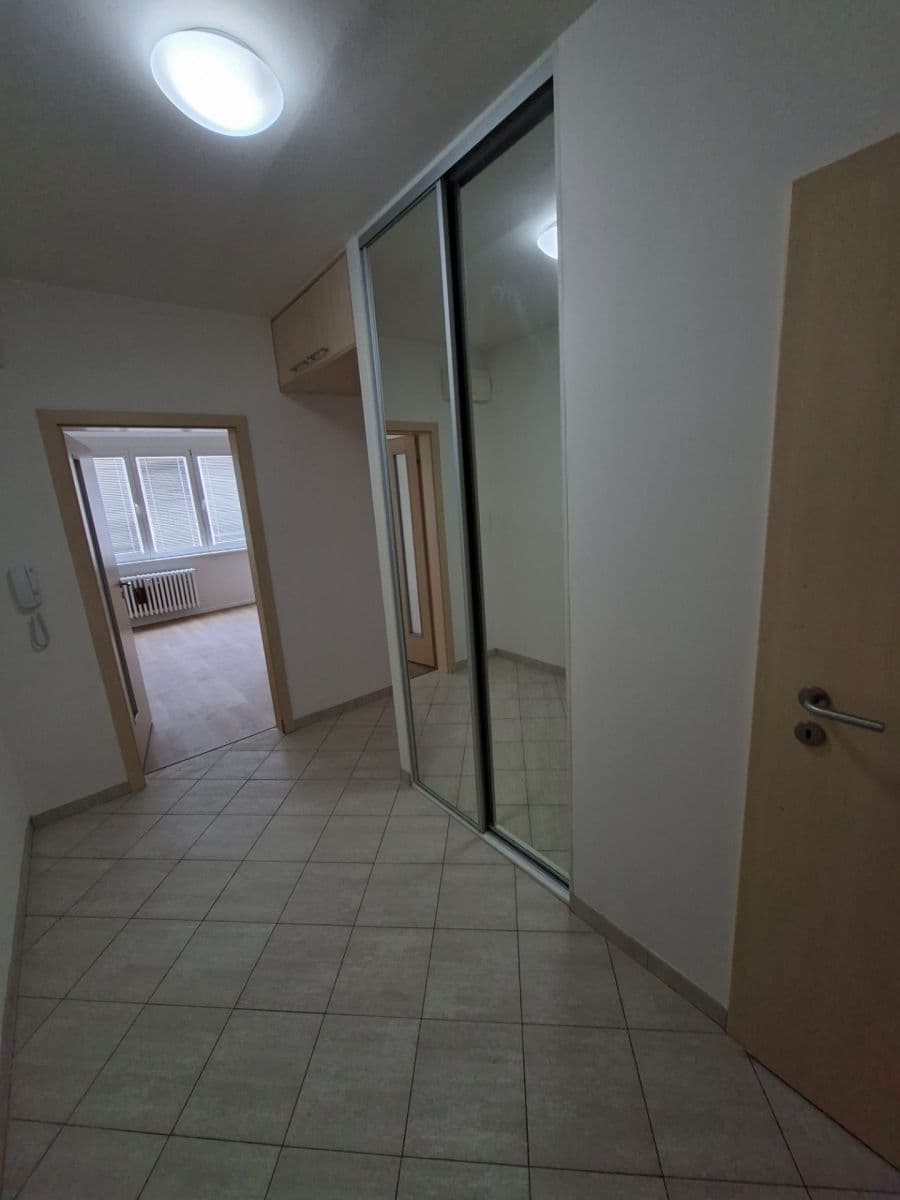 2 bedroom flat to rent, 53 m², Krhanická, Prague, Prague 2 bedroom flat to rent, 53 m², Krhanická, Prague, Prague