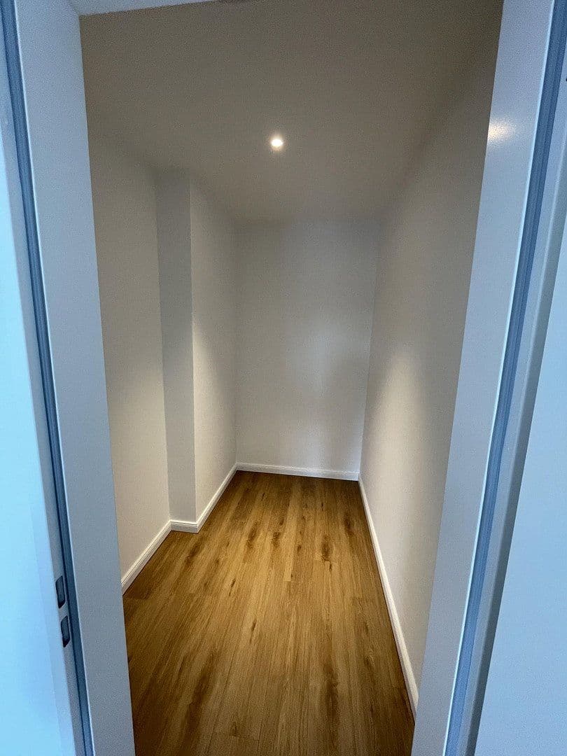 office to rent, 153 m², Große Altefähre 20-22, Lübeck, Schleswig-Holstein office to rent, 153 m², Große Altefähre 20-22, Lübeck, Schleswig-Holstein