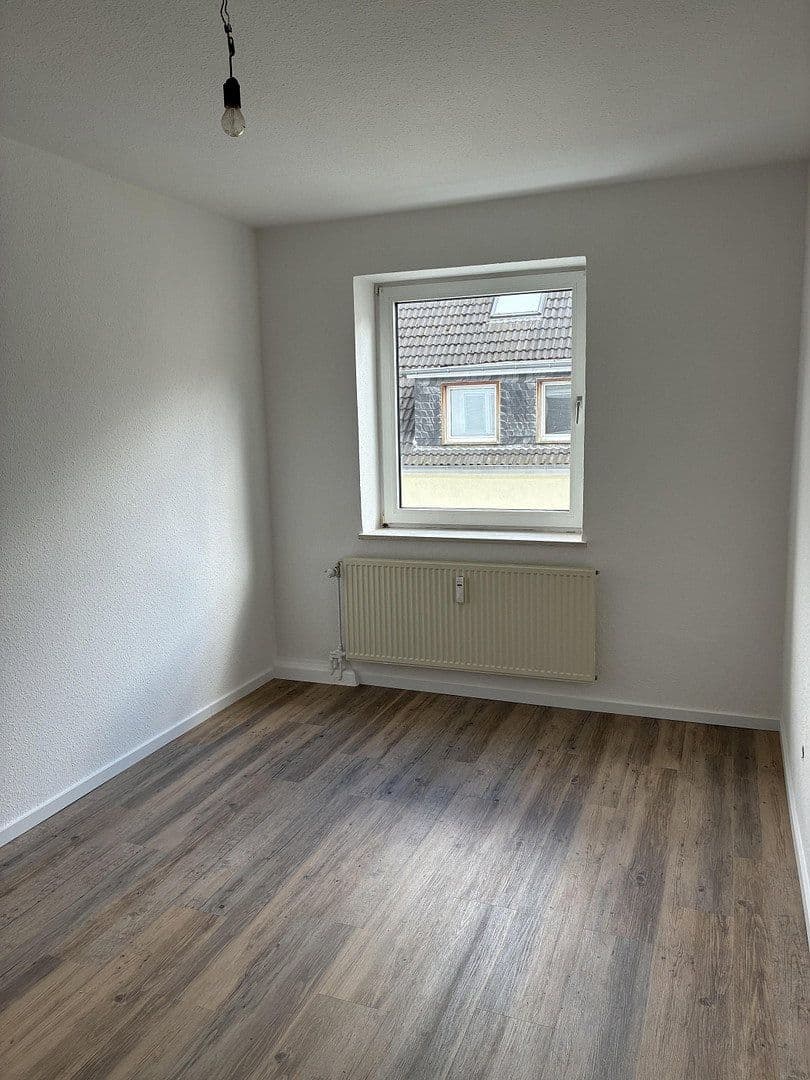 2 bedroom flat to rent, 47 m², Emilstr.7, Wuppertal, North Rhine-Westphalia 2 bedroom flat to rent, 47 m², Emilstr.7, Wuppertal, North Rhine-Westphalia