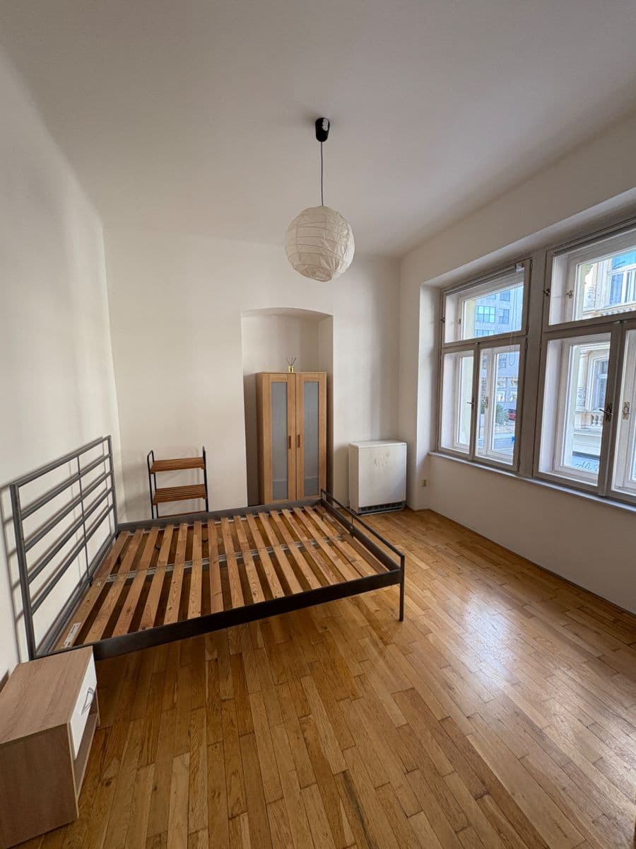1 bedroom flat to rent, 35 m², Dukelských hrdinů, Prague, Prague 1 bedroom flat to rent, 35 m², Dukelských hrdinů, Prague, Prague