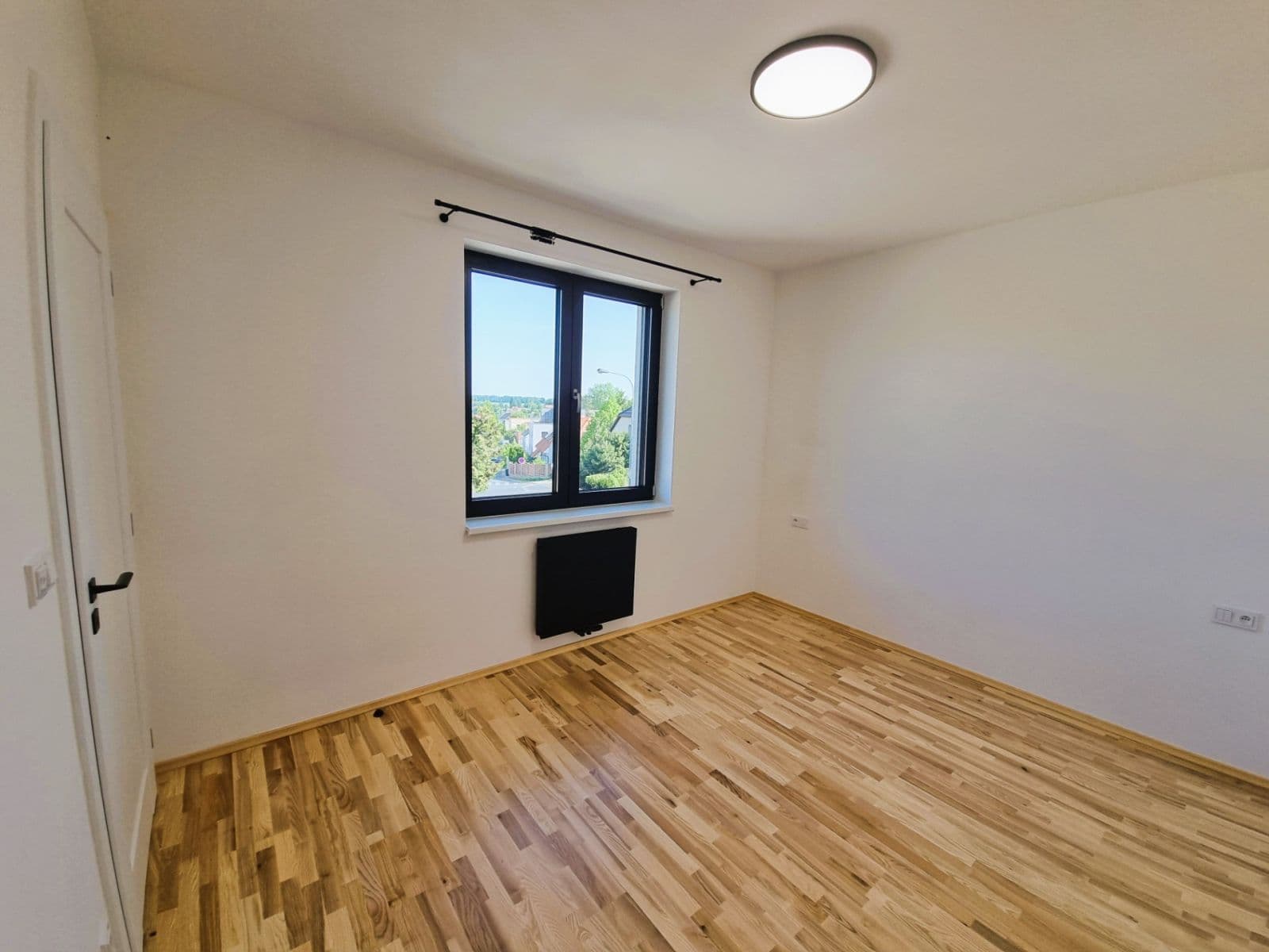 2 bedroom with open-plan kitchen flat to rent, 57 m², Kobyliská, Prague, Prague 2 bedroom with open-plan kitchen flat to rent, 57 m², Kobyliská, Prague, Prague