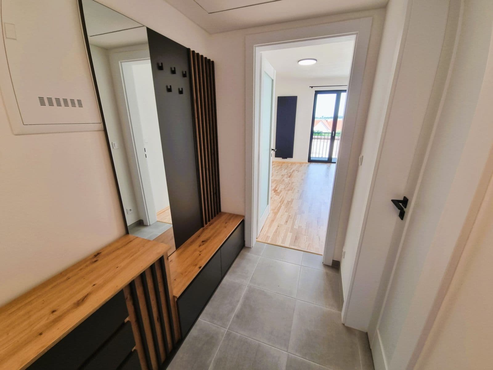 2 bedroom with open-plan kitchen flat to rent, 57 m², Kobyliská, Prague, Prague 2 bedroom with open-plan kitchen flat to rent, 57 m², Kobyliská, Prague, Prague