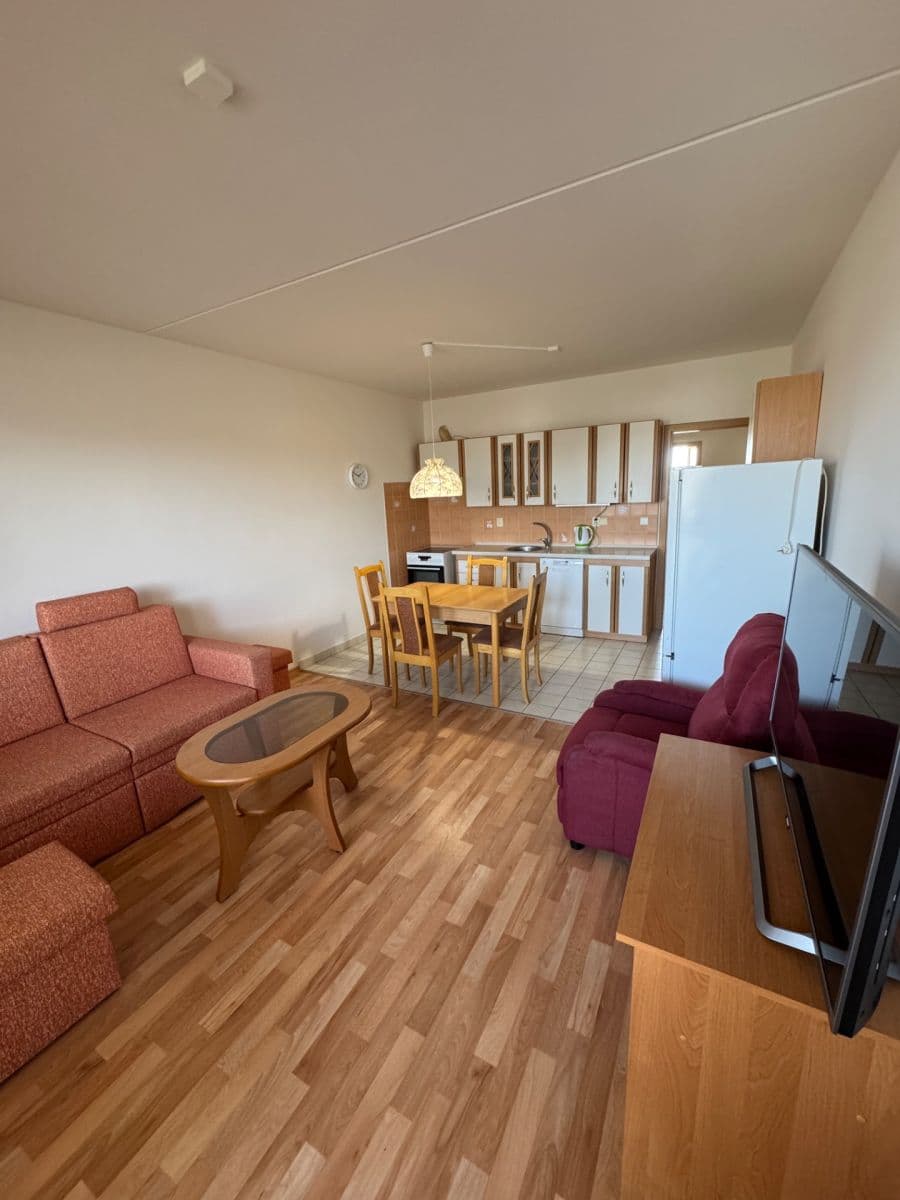 1 bedroom with open-plan kitchen flat to rent, 49 m², K Nemocnici, Cheb, Karlovarský Region 1 bedroom with open-plan kitchen flat to rent, 49 m², K Nemocnici, Cheb, Karlovarský Region