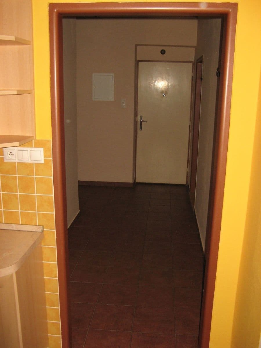 2 bedroom flat to rent, 61 m², Fibichova, Olomouc, Olomoucký Region 2 bedroom flat to rent, 61 m², Fibichova, Olomouc, Olomoucký Region