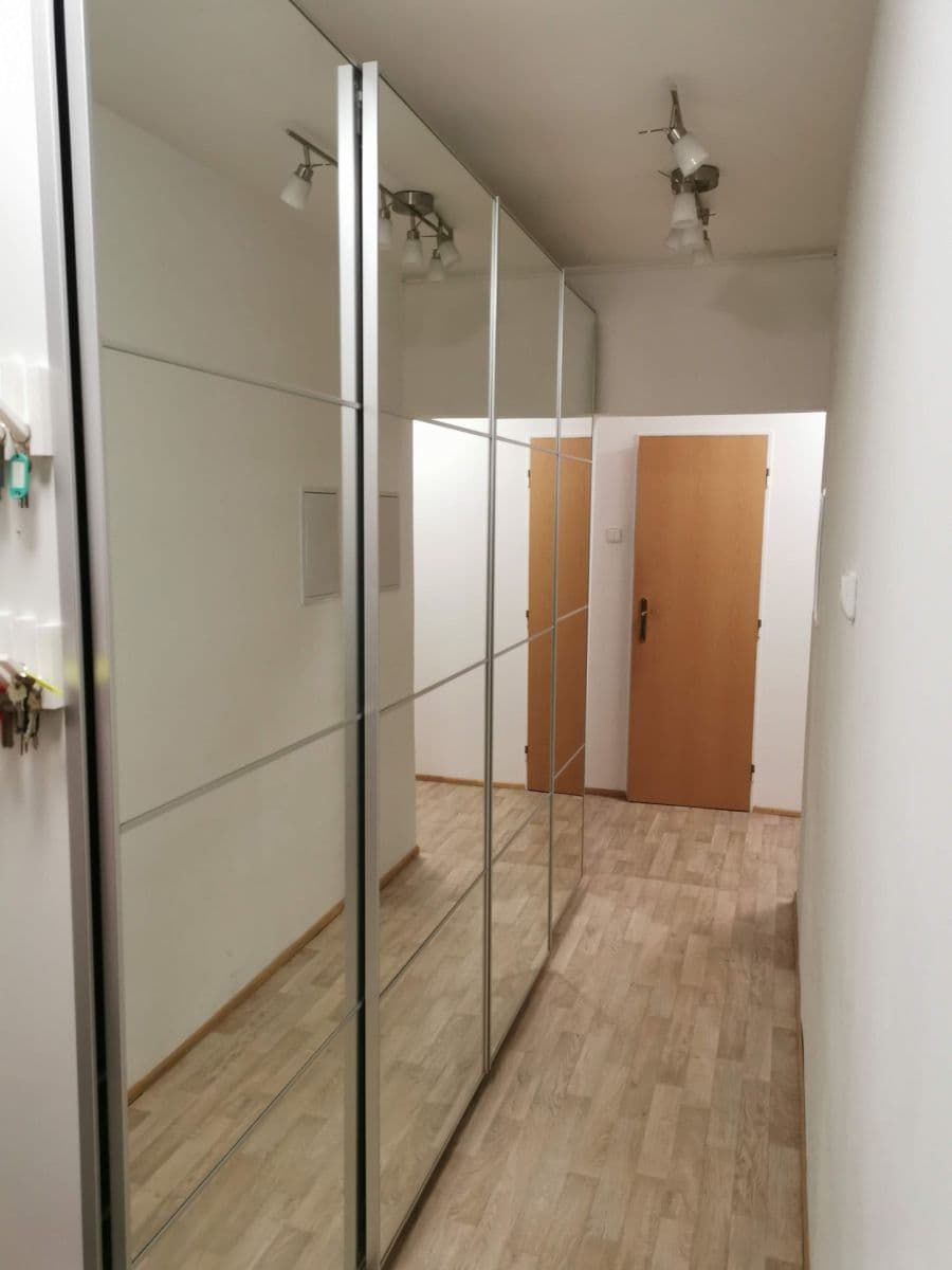2 bedroom with open-plan kitchen flat to rent, 87 m², Tobrucká, Prague, Prague 2 bedroom with open-plan kitchen flat to rent, 87 m², Tobrucká, Prague, Prague