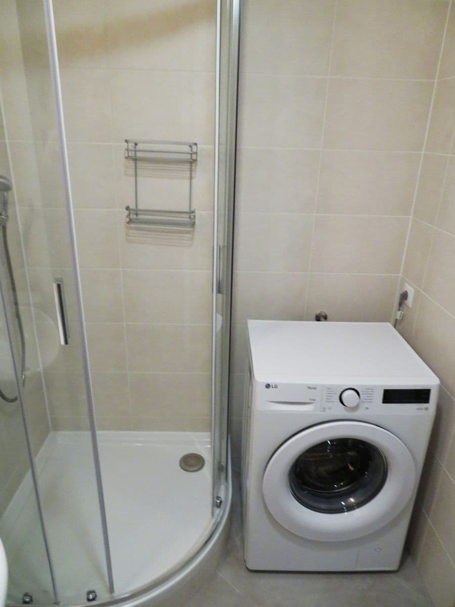 Studio flat to rent, 29 m², Do Zahrádek Ⅰ, Prague, Prague Studio flat to rent, 29 m², Do Zahrádek Ⅰ, Prague, Prague