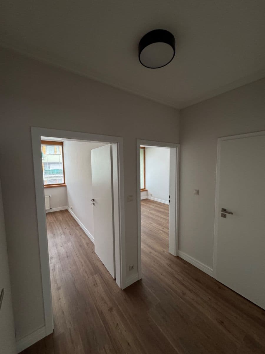 2 bedroom with open-plan kitchen flat to rent, 85 m², Vidoulská, Prague, Prague 2 bedroom with open-plan kitchen flat to rent, 85 m², Vidoulská, Prague, Prague