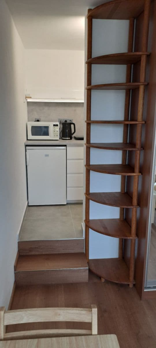 Small studio flat to rent, 20 m², Slezákova, Brno, Jihomoravský Region Small studio flat to rent, 20 m², Slezákova, Brno, Jihomoravský Region