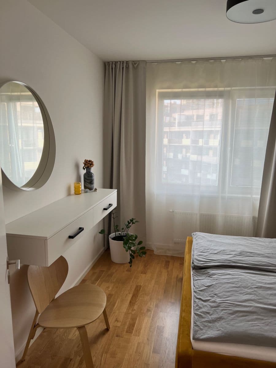 2 bedroom with open-plan kitchen flat for sale, 81 m², Saarinenova, Prague, Prague 2 bedroom with open-plan kitchen flat for sale, 81 m², Saarinenova, Prague, Prague