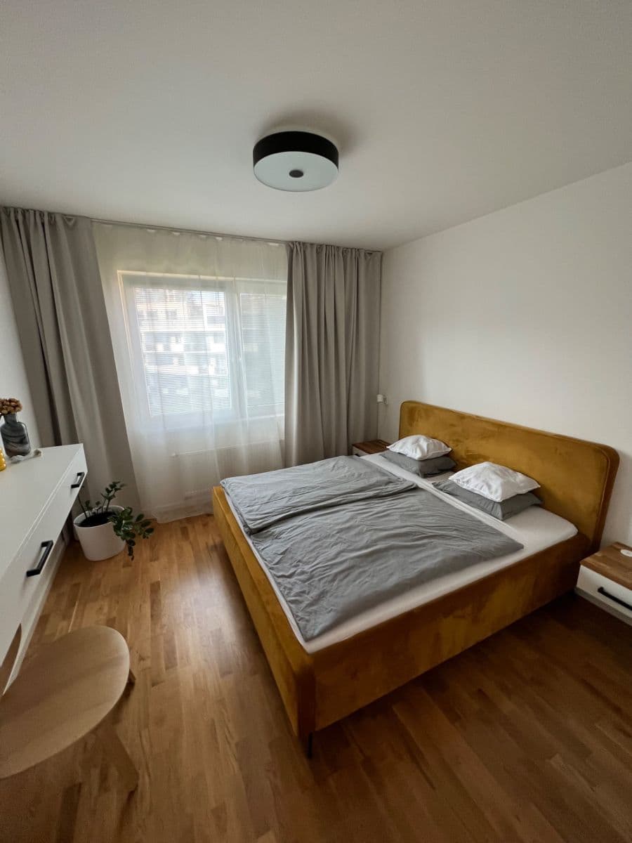 2 bedroom with open-plan kitchen flat for sale, 81 m², Saarinenova, Prague, Prague 2 bedroom with open-plan kitchen flat for sale, 81 m², Saarinenova, Prague, Prague
