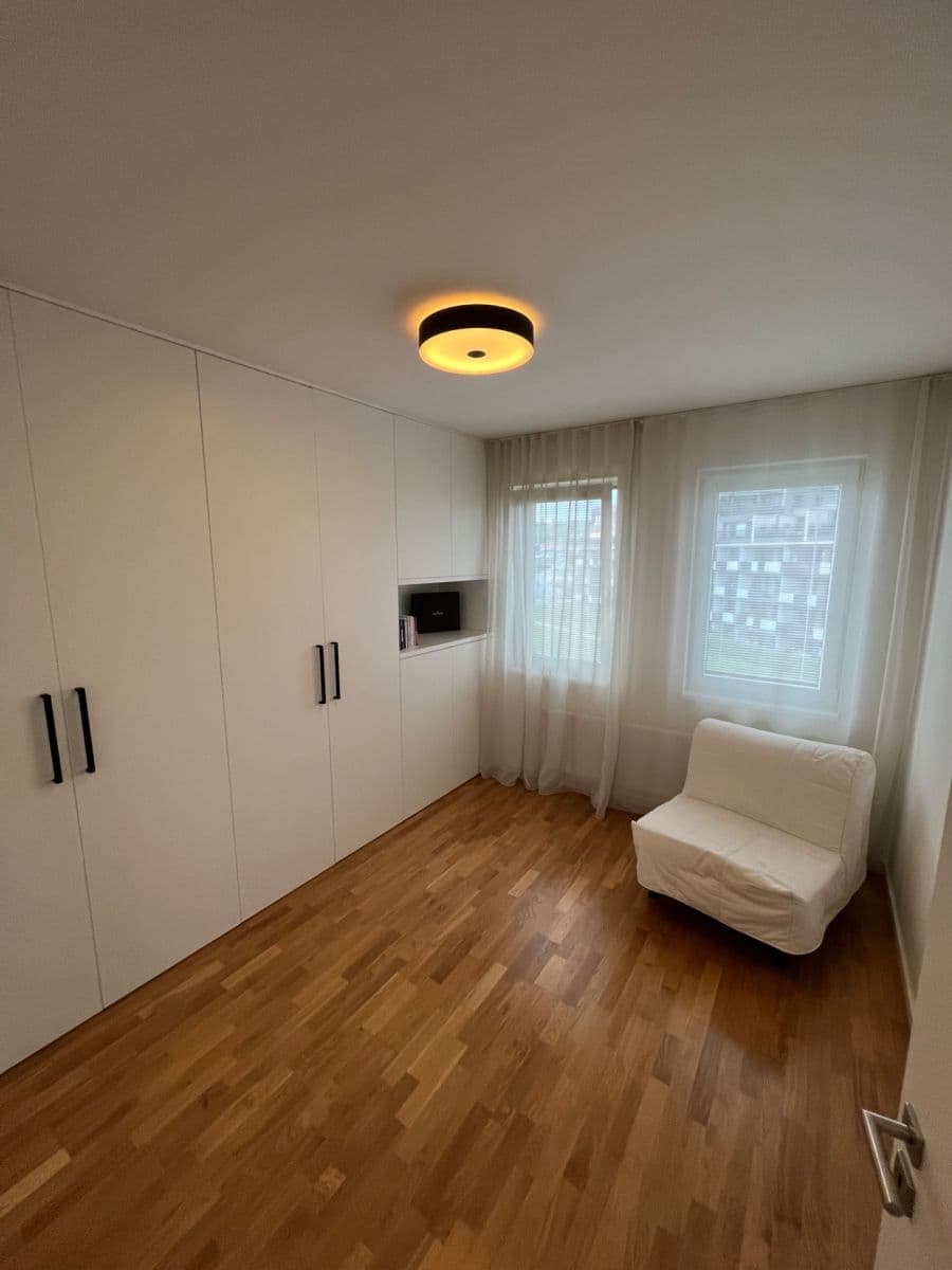 2 bedroom with open-plan kitchen flat for sale, 81 m², Saarinenova, Prague, Prague 2 bedroom with open-plan kitchen flat for sale, 81 m², Saarinenova, Prague, Prague