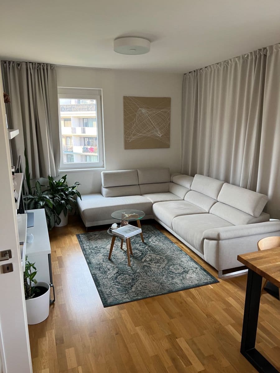 2 bedroom with open-plan kitchen flat for sale, 81 m², Saarinenova, Prague, Prague 2 bedroom with open-plan kitchen flat for sale, 81 m², Saarinenova, Prague, Prague