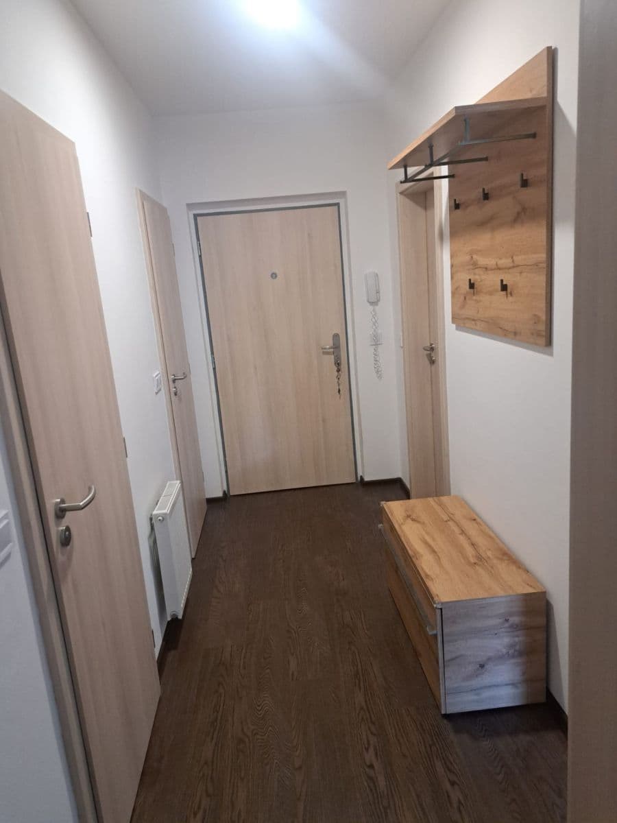 1 bedroom with open-plan kitchen flat for sale, 53 m², Topolová, Olomouc, Olomoucký Region 1 bedroom with open-plan kitchen flat for sale, 53 m², Topolová, Olomouc, Olomoucký Region