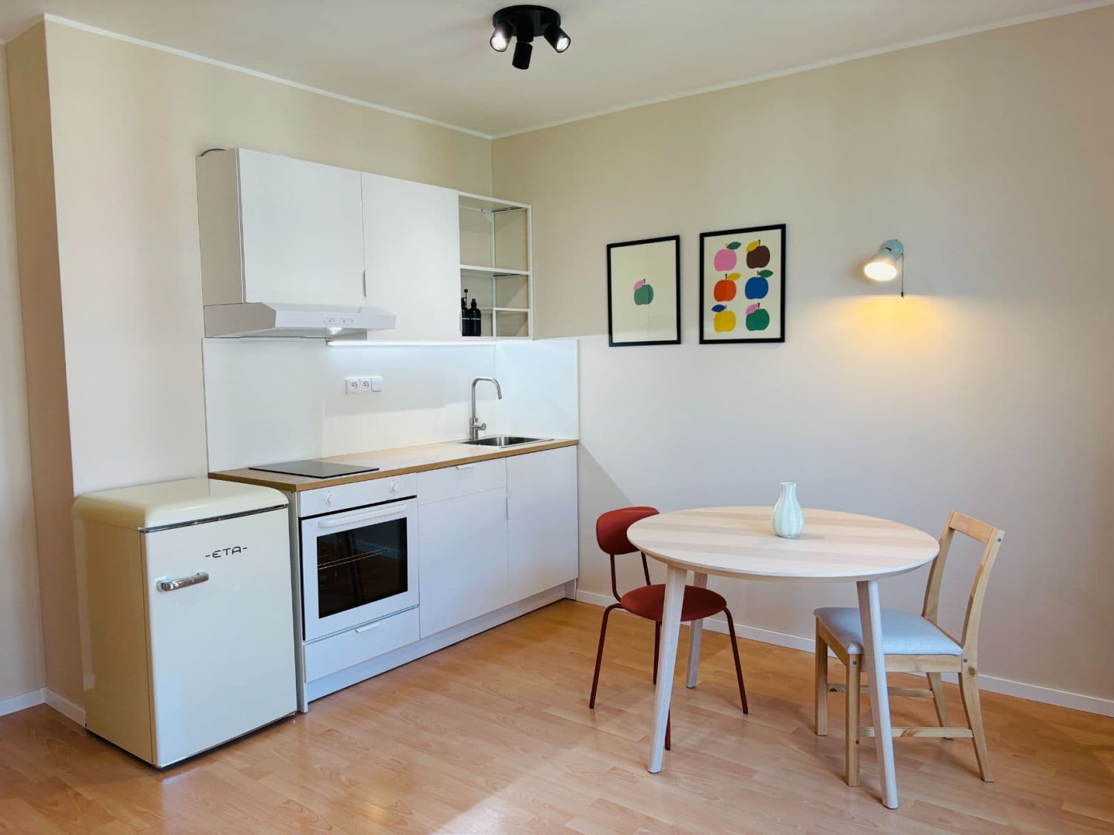 Studio flat to rent, 33 m², Mattioliho, Prague, Prague Studio flat to rent, 33 m², Mattioliho, Prague, Prague