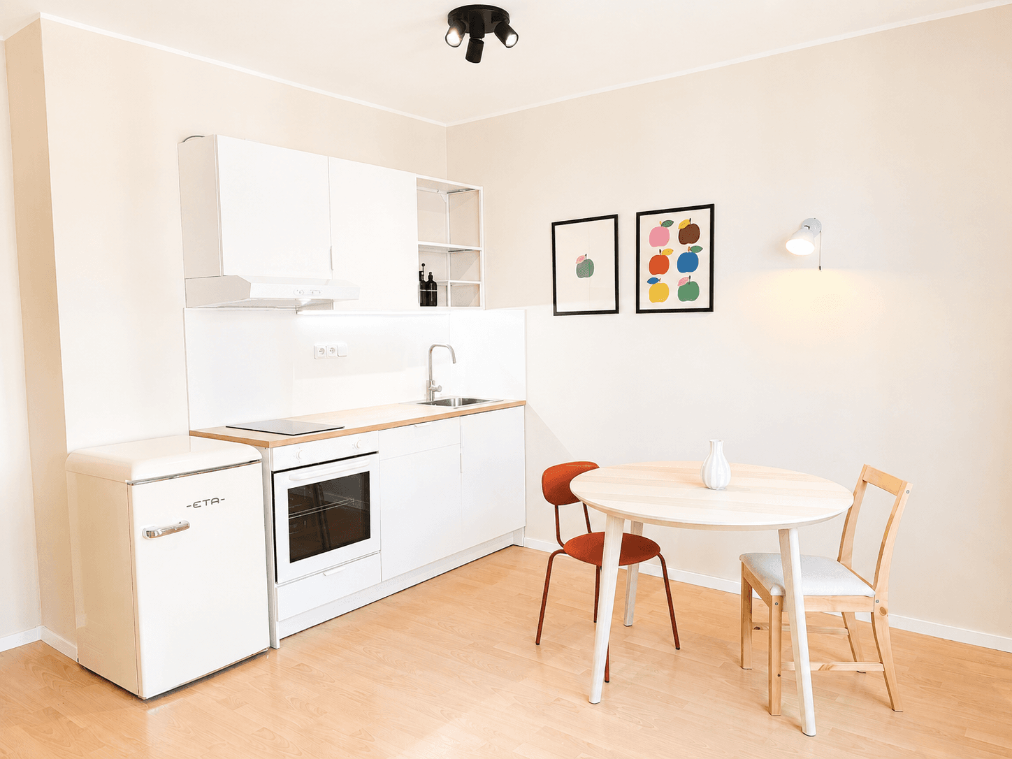 Studio flat to rent, 33 m², Mattioliho, Prague, Prague Studio flat to rent, 33 m², Mattioliho, Prague, Prague