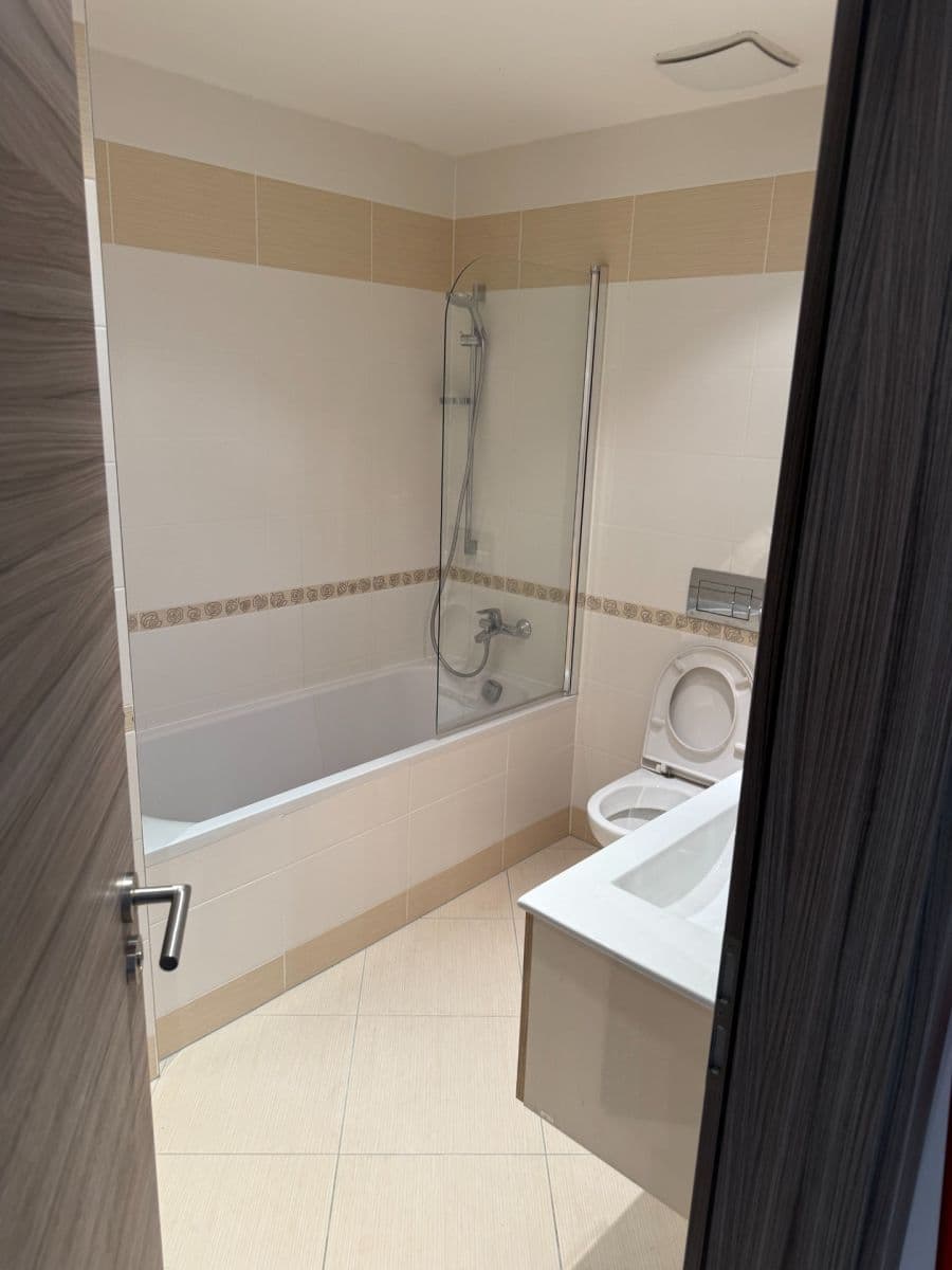 1 bedroom with open-plan kitchen flat for sale, 64 m², V Háji, Prague, Prague 1 bedroom with open-plan kitchen flat for sale, 64 m², V Háji, Prague, Prague