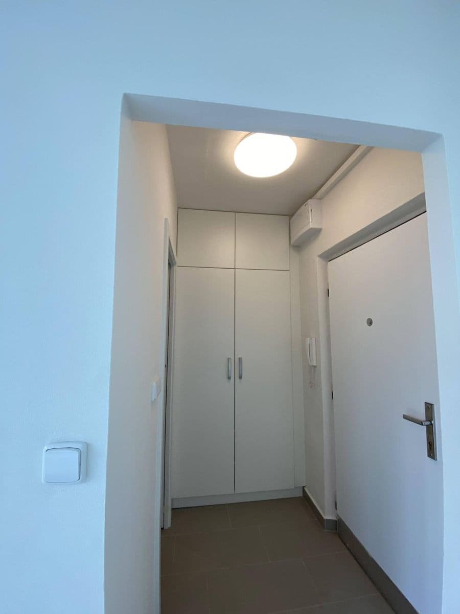 Studio flat for sale, 28 m², Na Kotli, Hradec Králové, Královéhradecký Region Studio flat for sale, 28 m², Na Kotli, Hradec Králové, Královéhradecký Region