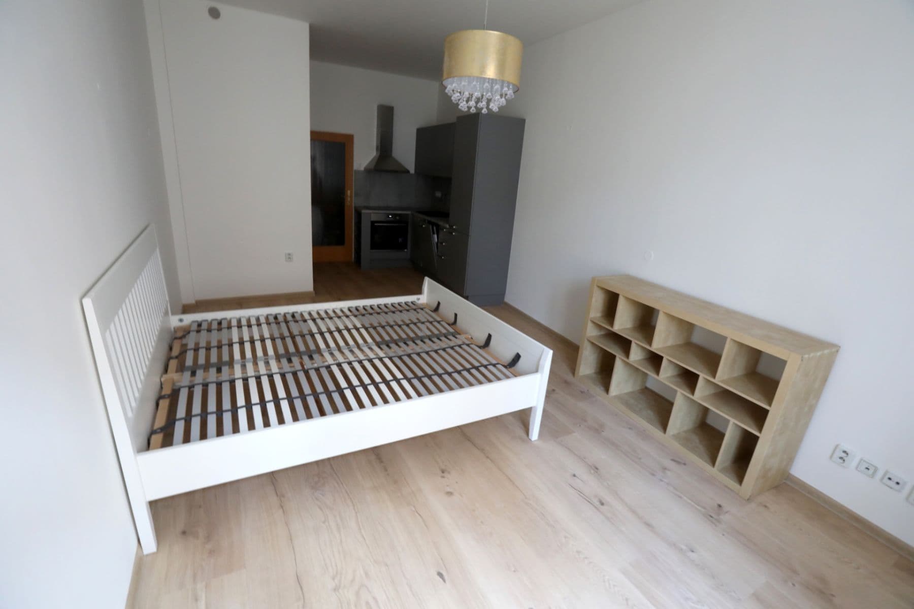 Studio flat to rent, 30 m², Francouzská, Prague, Prague Studio flat to rent, 30 m², Francouzská, Prague, Prague