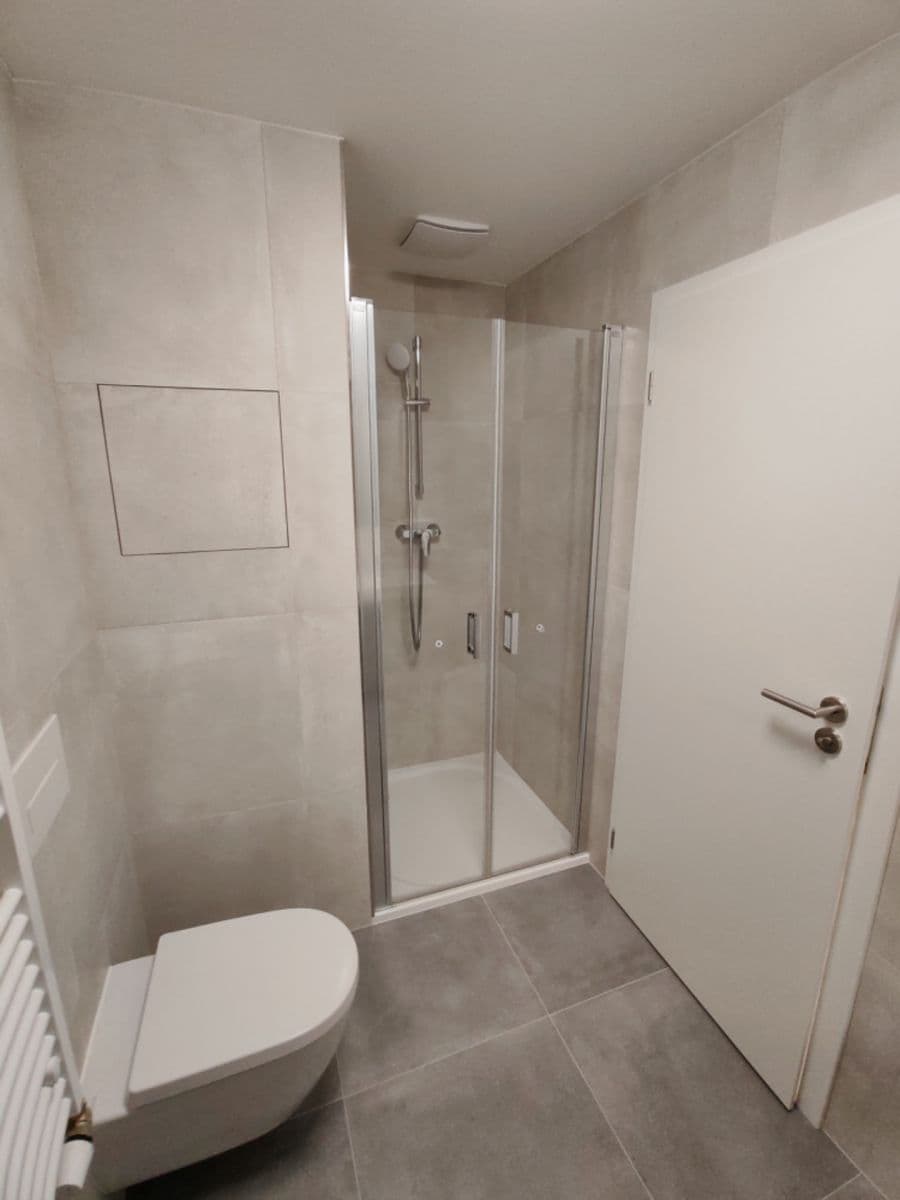 Studio flat to rent, 37 m², Gerstelova, Prague, Prague Studio flat to rent, 37 m², Gerstelova, Prague, Prague