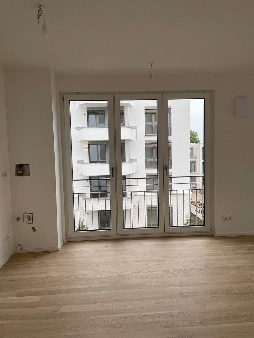 Studio flat to rent, 37 m², Kyivstraße, München, Bavaria Studio flat to rent, 37 m², Kyivstraße, München, Bavaria