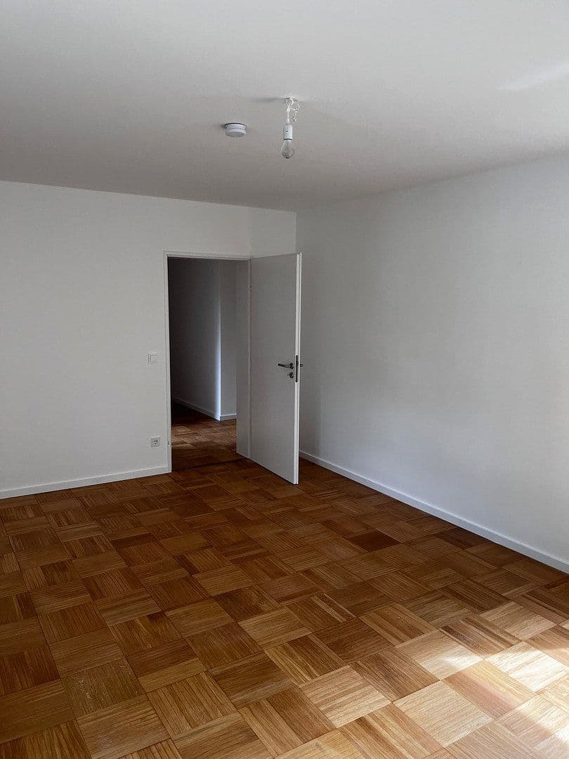 3 bedroom flat to rent, 83 m², Planegg, Bavaria 3 bedroom flat to rent, 83 m², Planegg, Bavaria