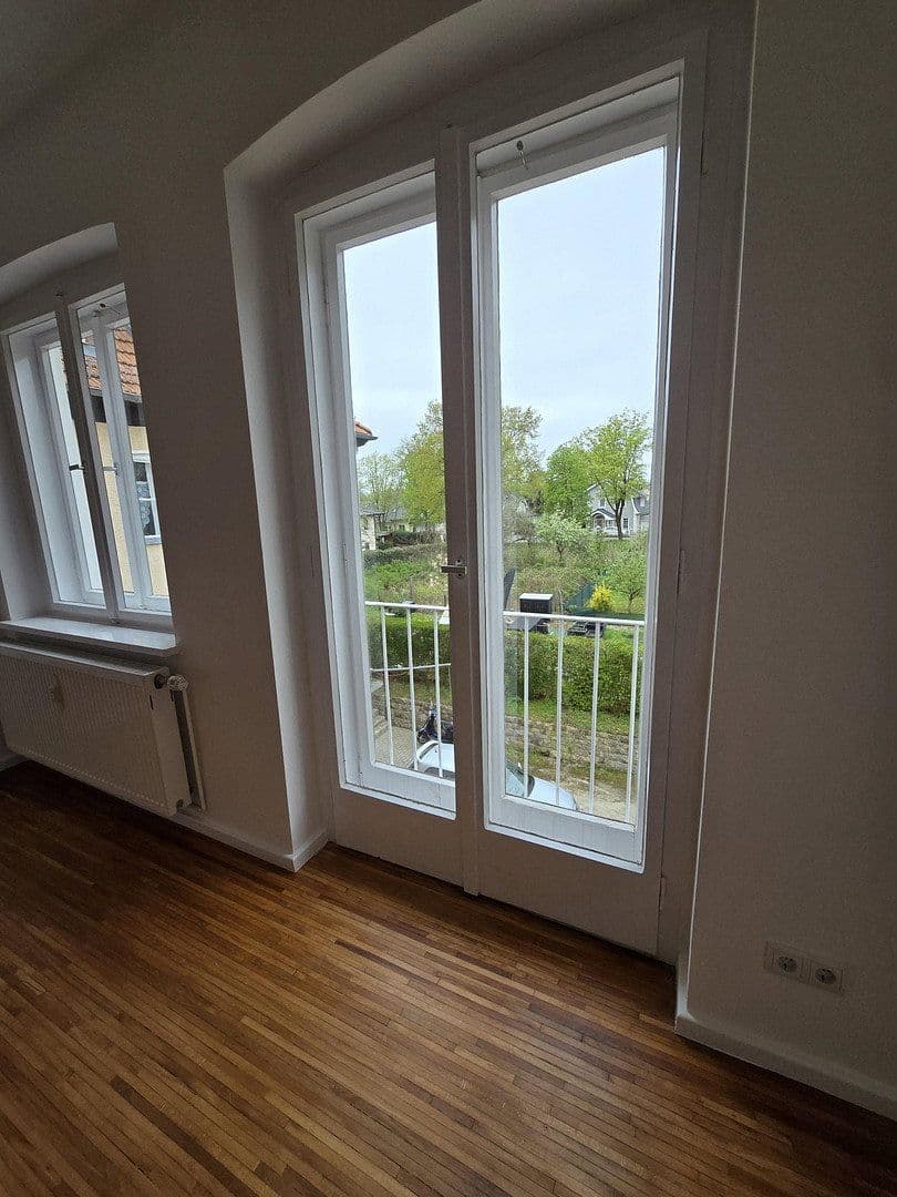 3 bedroom with open-plan kitchen flat to rent, 114 m², Gerhart-Hauptmann Straße 43/45, Teltow, Brandenburg 3 bedroom with open-plan kitchen flat to rent, 114 m², Gerhart-Hauptmann Straße 43/45, Teltow, Brandenburg