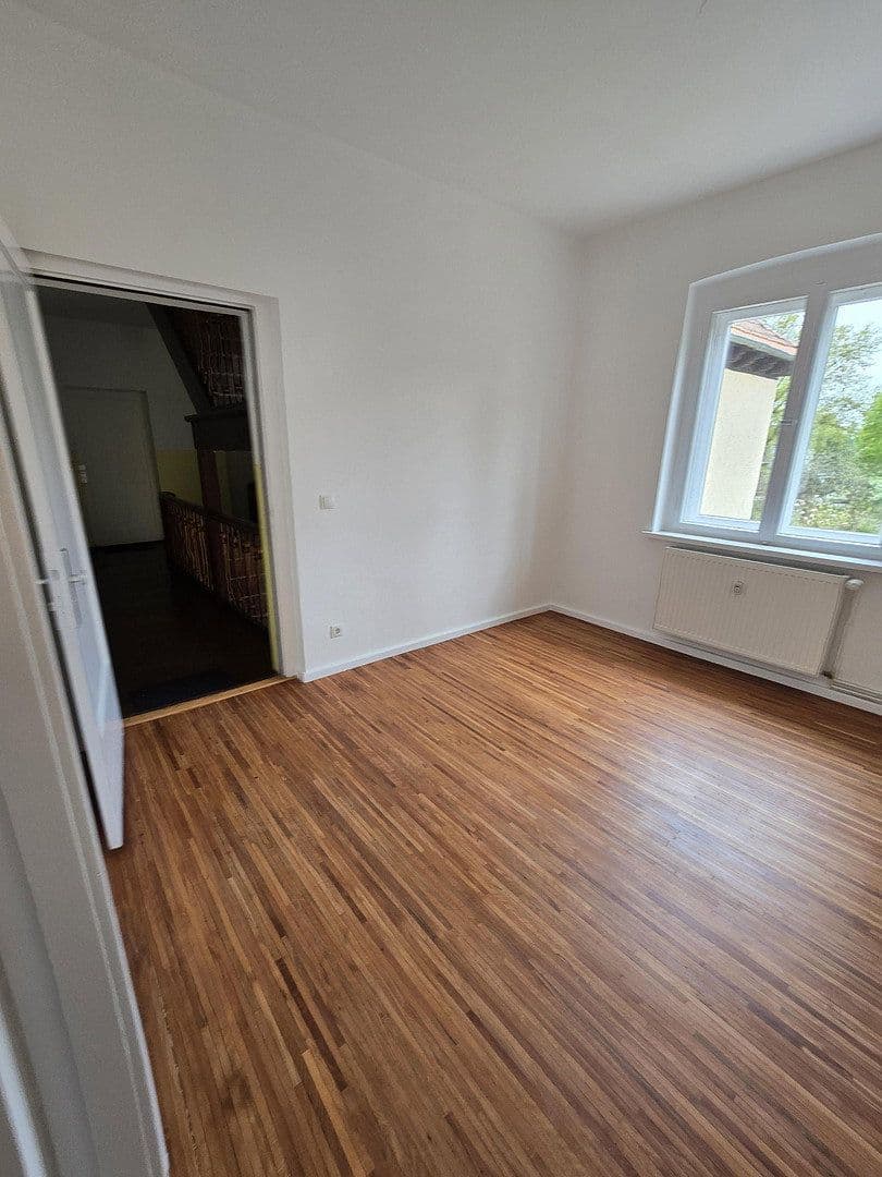 3 bedroom with open-plan kitchen flat to rent, 114 m², Gerhart-Hauptmann Straße 43/45, Teltow, Brandenburg 3 bedroom with open-plan kitchen flat to rent, 114 m², Gerhart-Hauptmann Straße 43/45, Teltow, Brandenburg