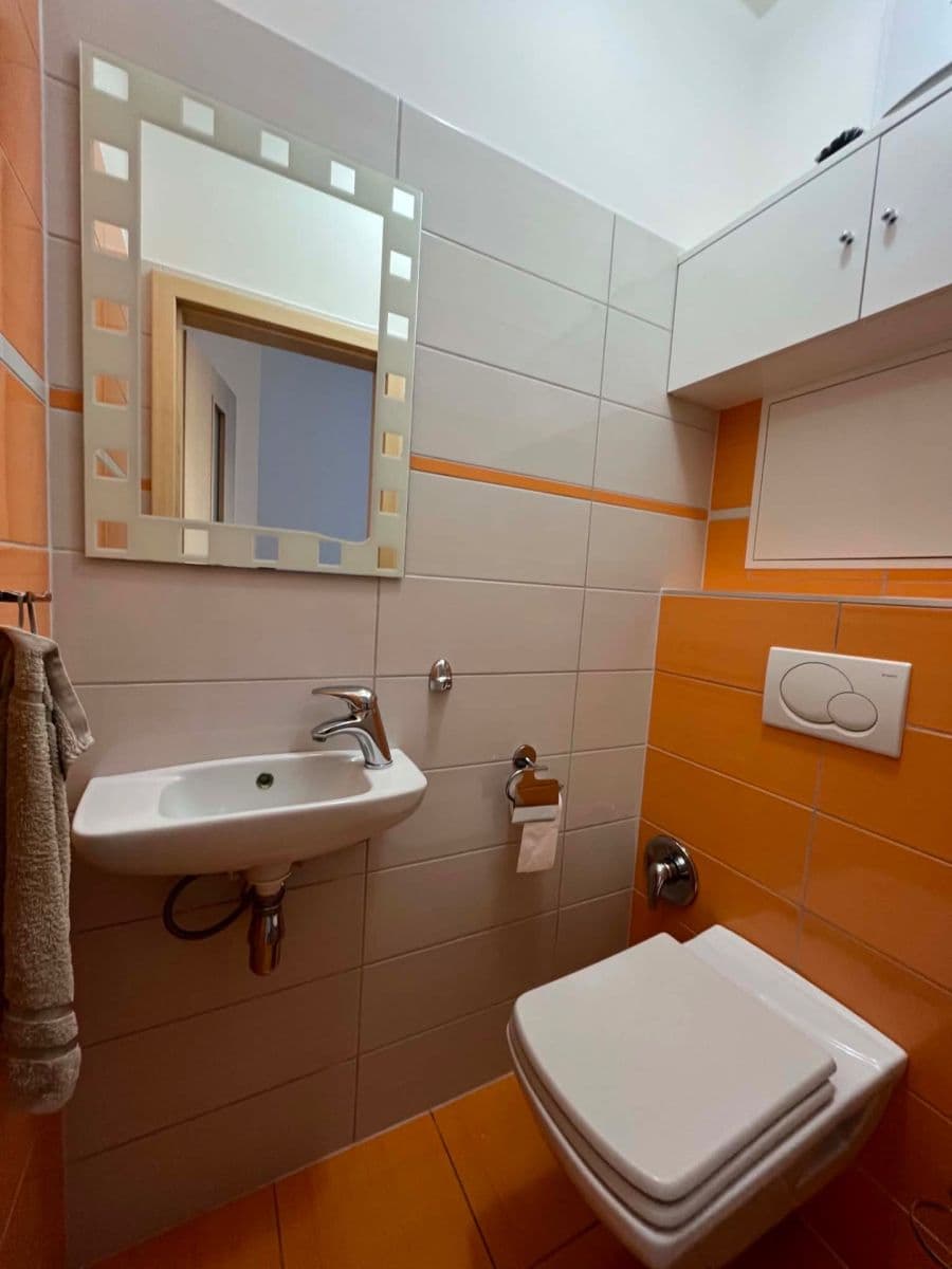 2 bedroom with open-plan kitchen flat to rent, 72 m², Čajkovského, Hodonín, Jihomoravský Region 2 bedroom with open-plan kitchen flat to rent, 72 m², Čajkovského, Hodonín, Jihomoravský Region
